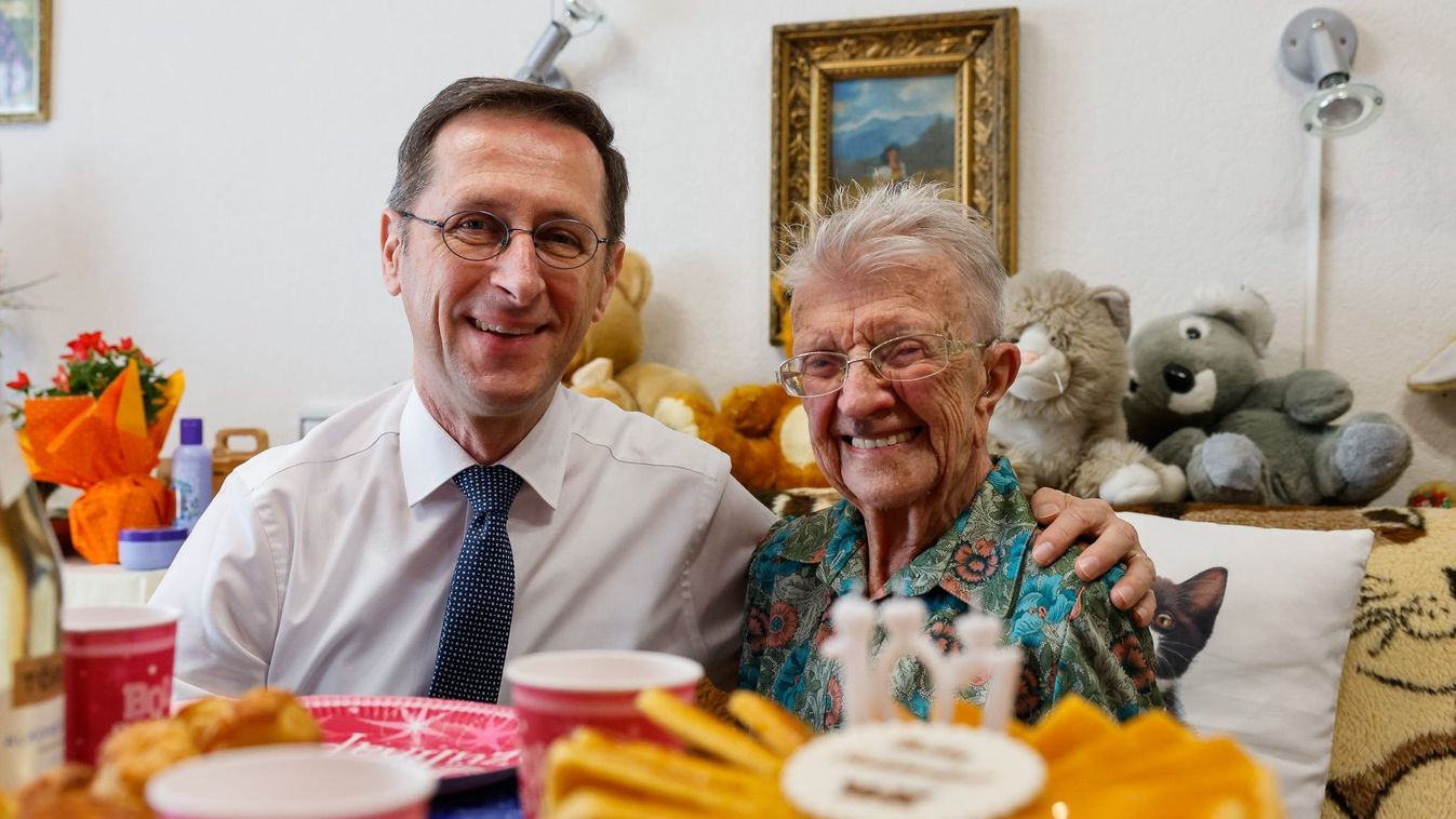 Egy 107 éves asszonyt köszöntöttek Óbudán
