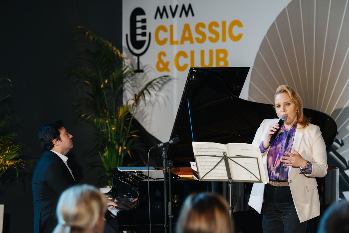 Tóth Vera és Balázs János produkciója az MVM Classic&Club koncertsorozat sajtótájékoztatóján