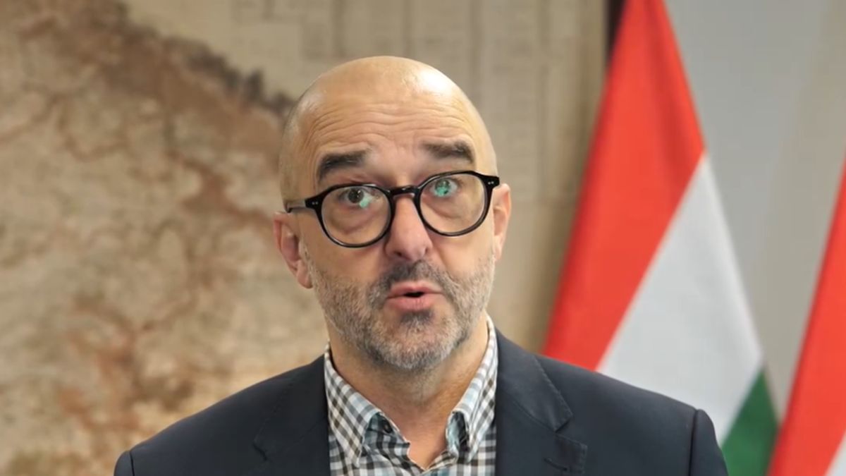 Kovács Zoltán így reagált az olasz szélsőbaloldali terrorista apjának vádaskodására + videó