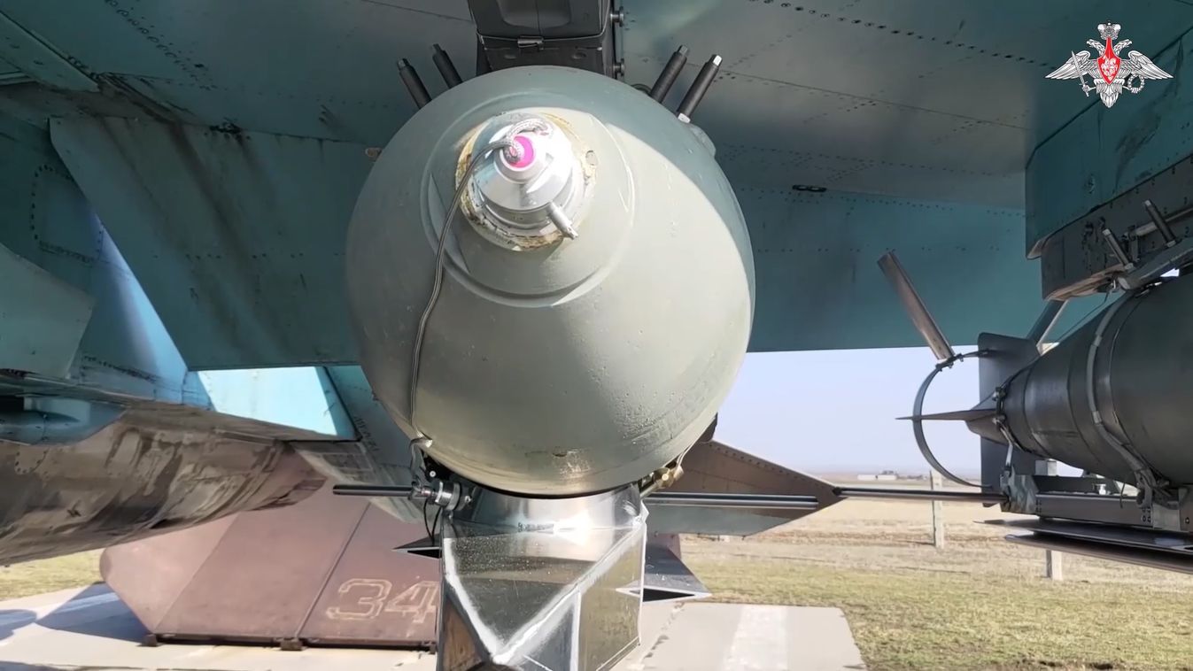 Az orosz Szu-34-esek megsemmisítettek egy ukrán parancsnoki állást Dél-Donyeck irányában