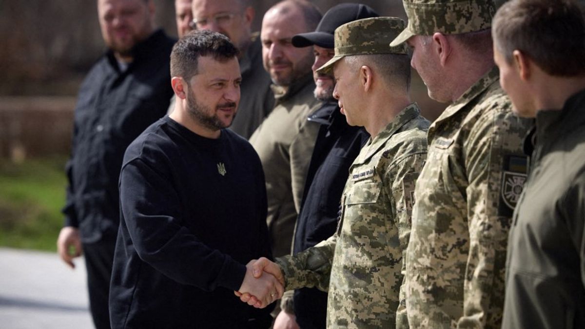 Nagy bajban az ukránok, visszavonulnak