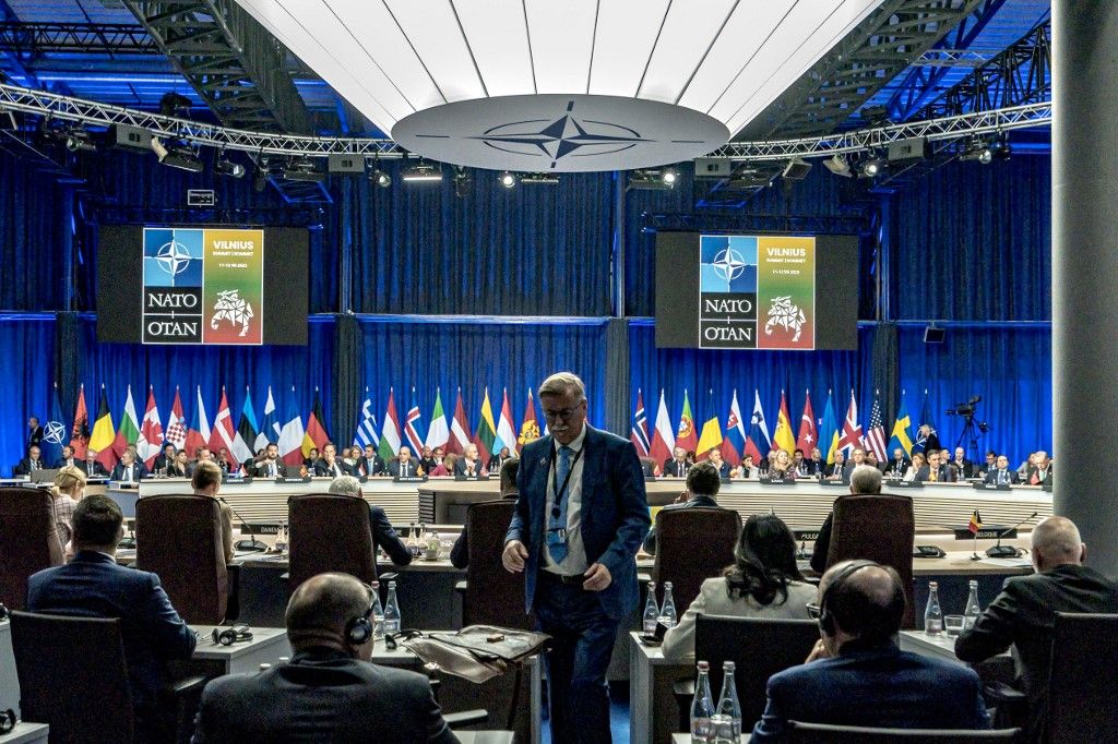 A NATO Tanács ülése a NATO-csúcstalálkozón Litvániában, Vilniusban. (Fotó: Celestino Arce / NurPhoto/AFP)