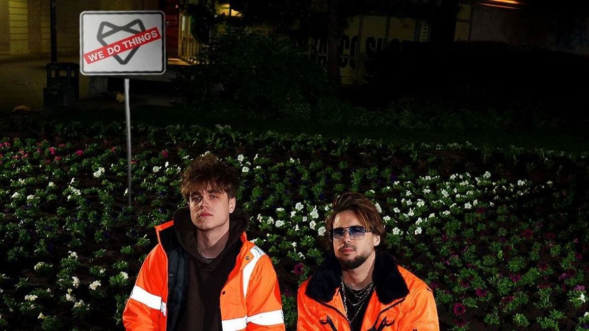 Virágokat letaposó tinikből csinál kampánytémát Karácsony Gergely
