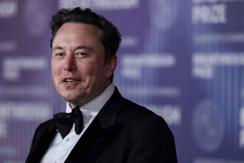 Elon Musk, a Tesla vezérigazgatója 2024. április 13-án. (Fotó: ETIENNE LAURENT / AFP)