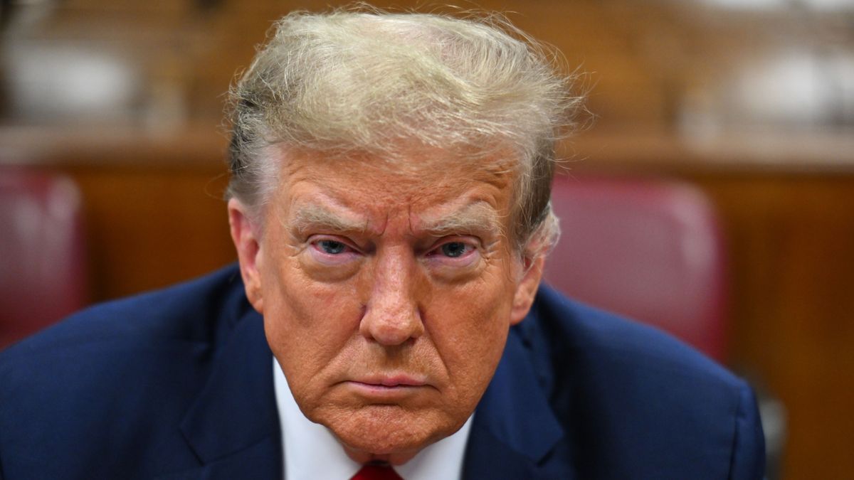 Döcögősen indult a Donald Trump volt amerikai elnök elleni büntetőper tárgyalása New Yorkban
