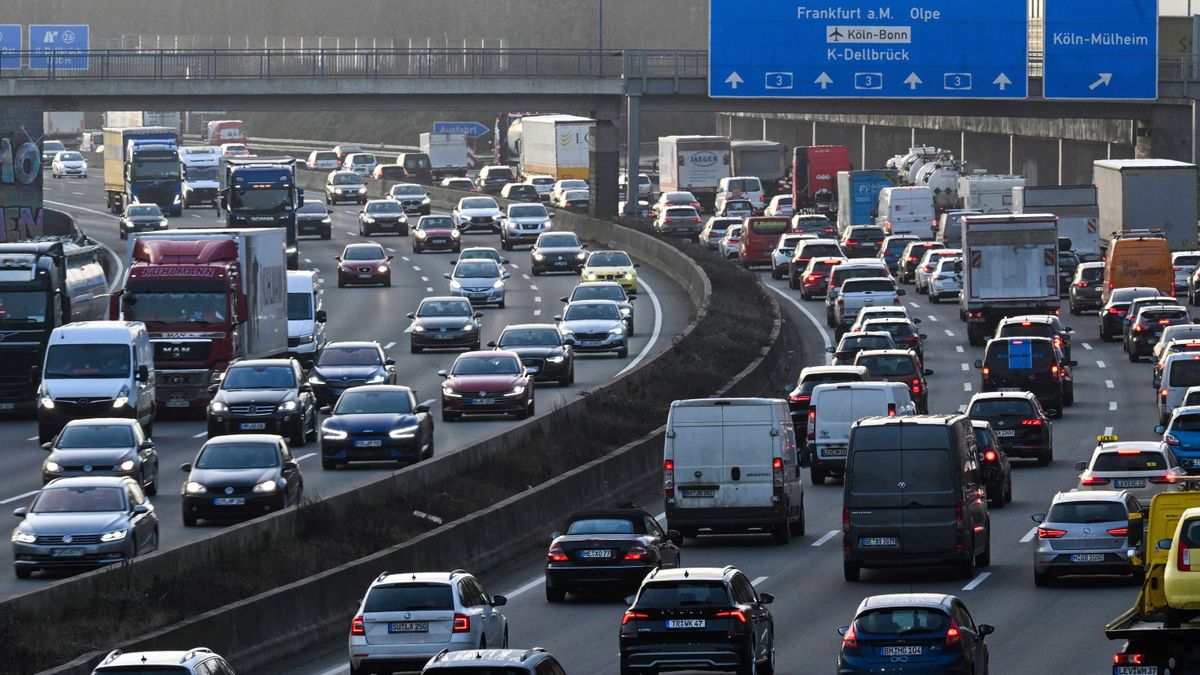 Összerogyhat az Európai Unió autóipara + videó