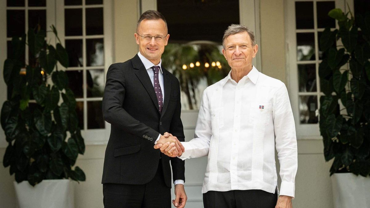 Hungarian Methods Utilized to Protect Borders in Caribbean + Videos