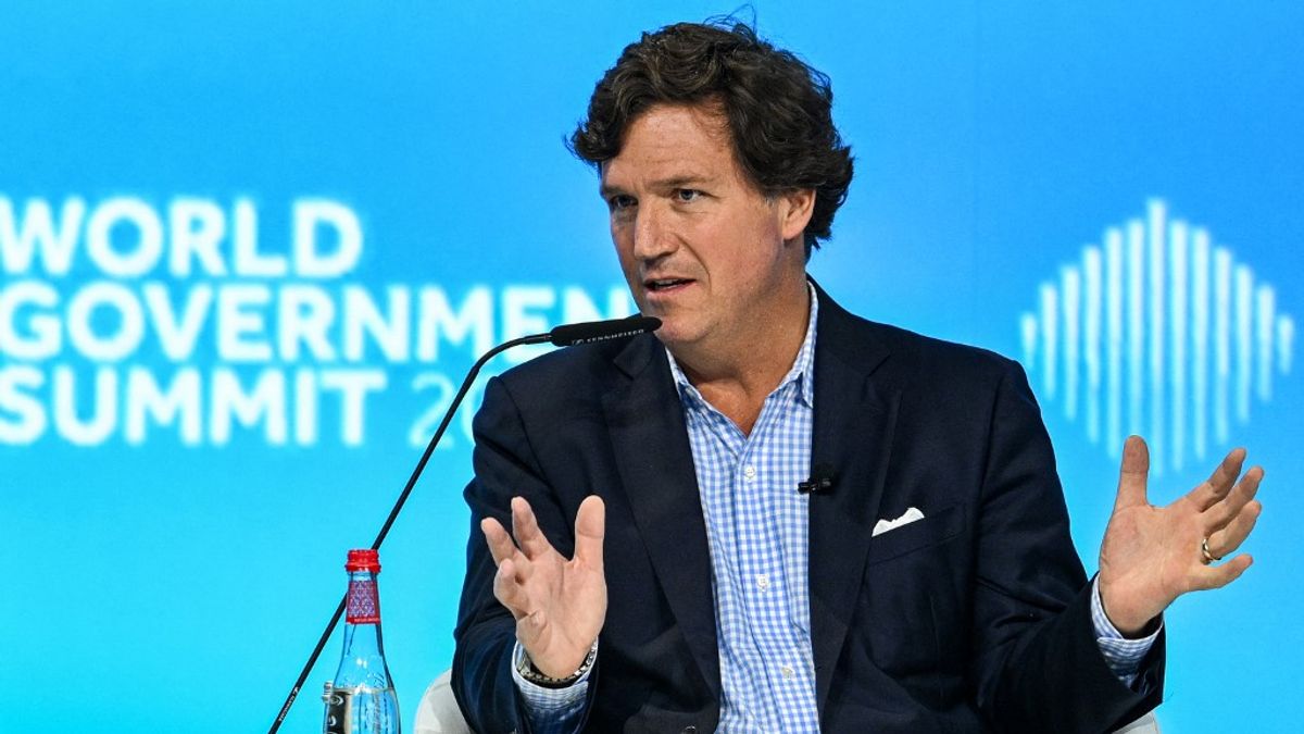 Tucker Carlson interjút készített Putyin ideológusával, akinek meggyilkolták a lányát