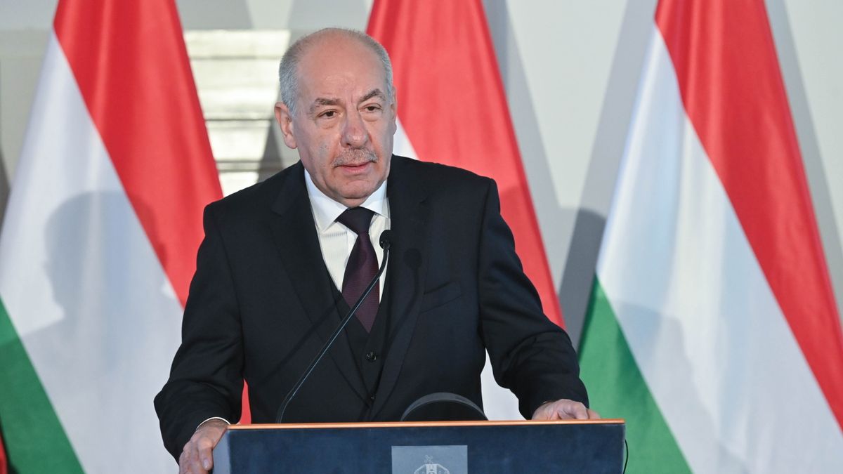 Ferenc pápánál tett látogatást Sulyok Tamás köztársasági elnök