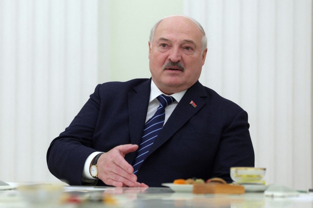 Aljaszandr Lukasenka belarusz elnök beszél. (Fotó: AFP/Gavriil GRIGOROV)