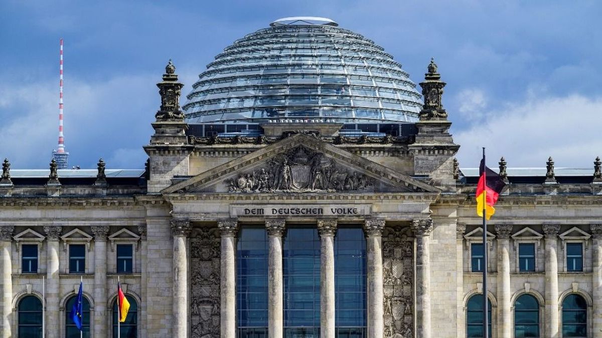 A német kormánykoalíciót csak a túlélési ösztön tartja egyben