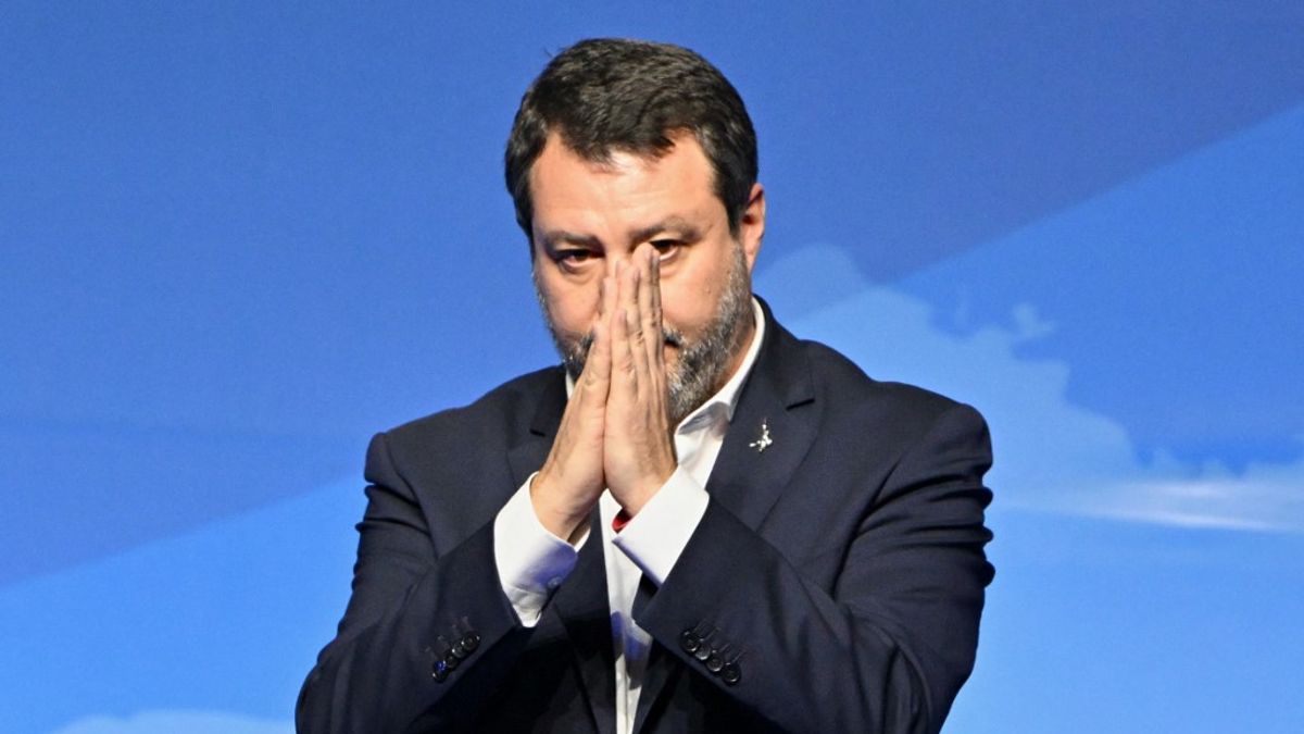 Bizalmatlansági indítvány Salvini ellen