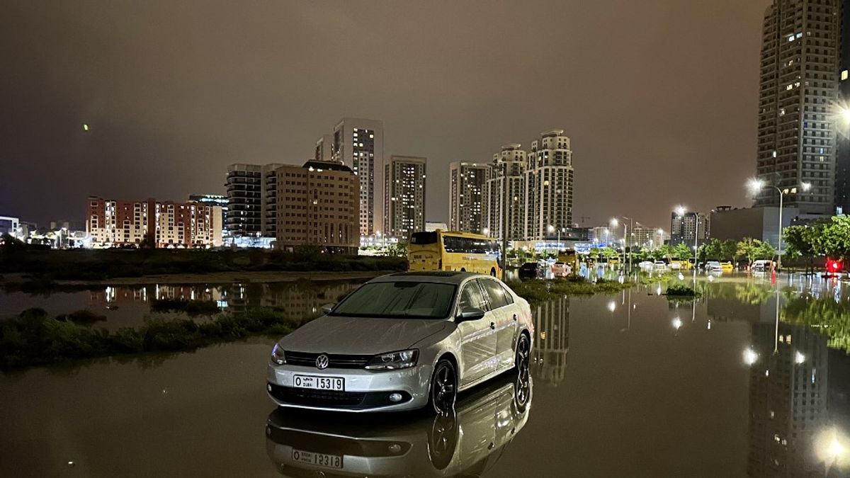 Így úszott az özönvízben Dubaj + videó