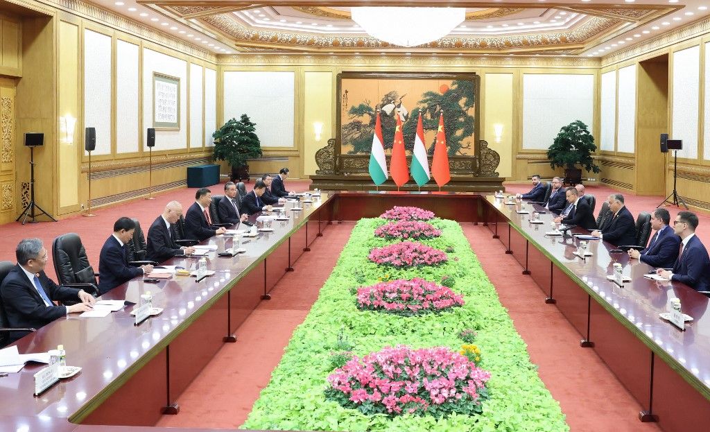 (BRF2023)CHINA-BEIJING-XI JINPING-HUNGARIAN PM-MEETING (CN)