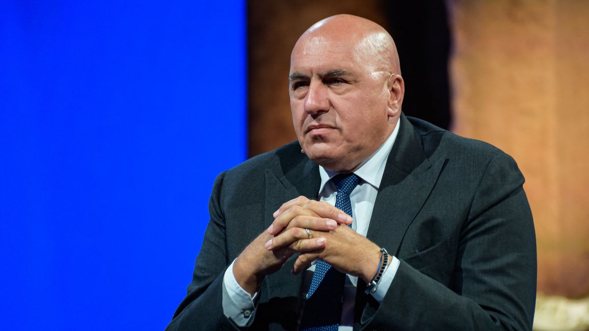 Korházba szállították az olasz védelmi minisztert