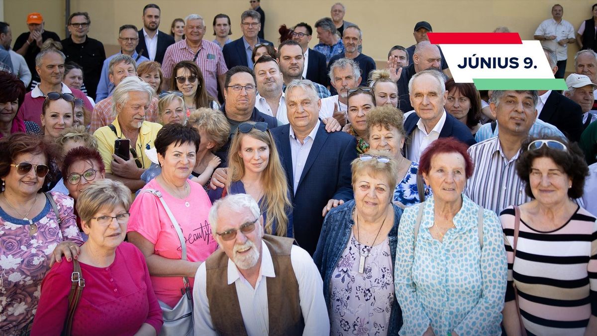 PM Orban Arrives at Next Stop on the Campaign Trail