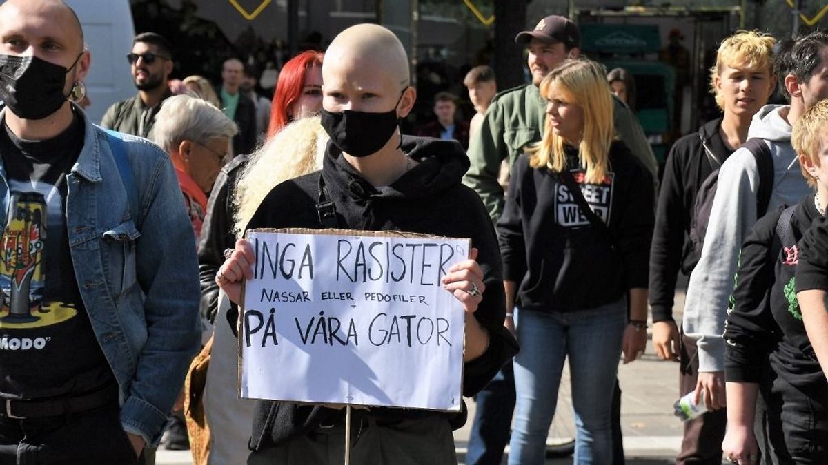 Keményebben lépne fel Svédország a migránsokkal szemben