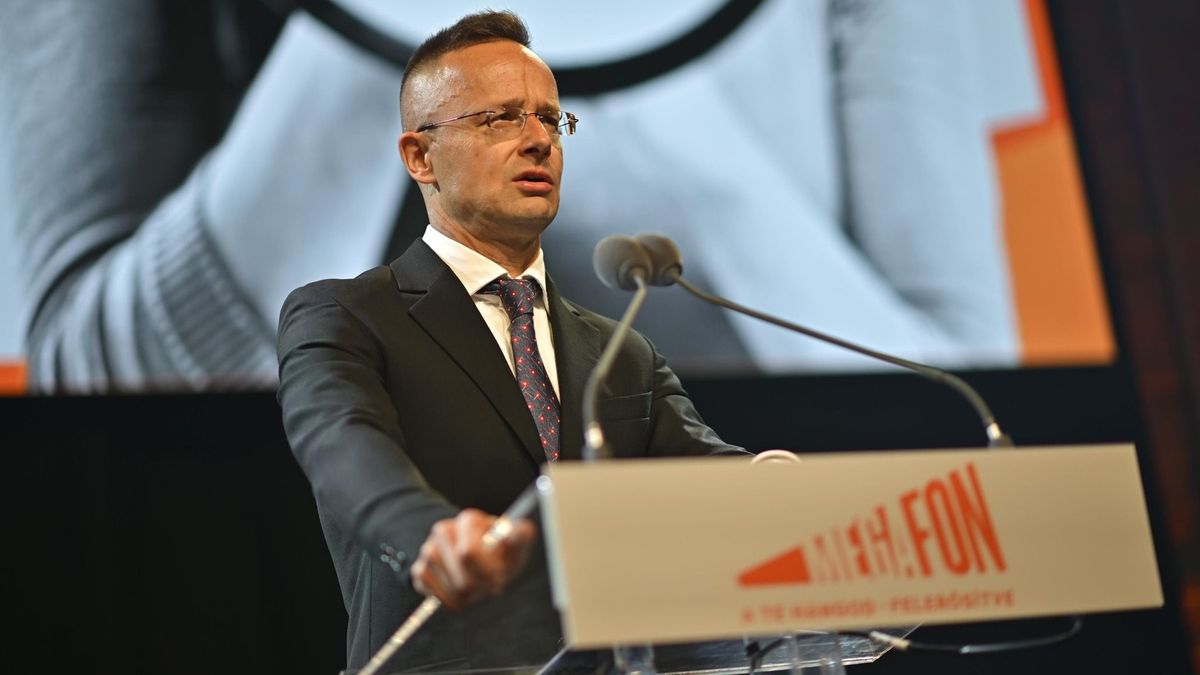 Hungary FM: We Are Under Constant Siege Amidst Europe, a Liberal Ocean