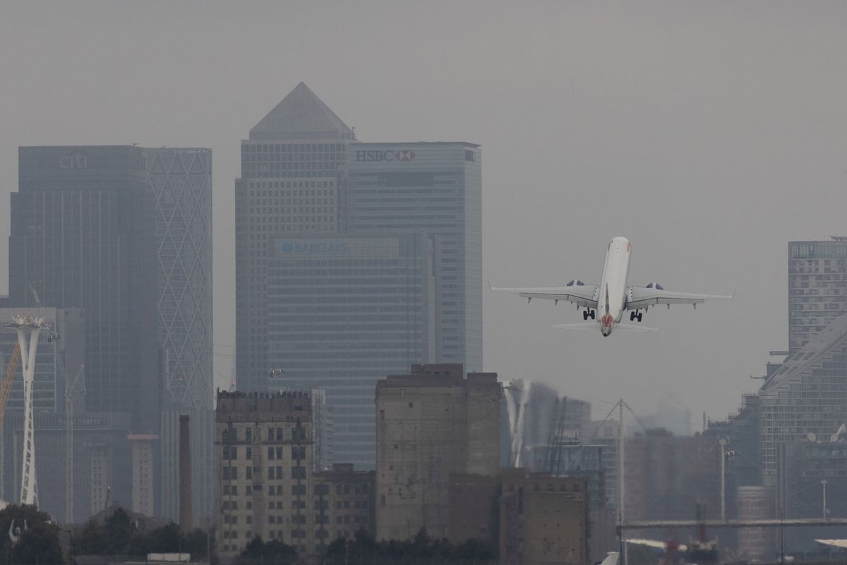 London City Flights Return in Sign of Pickup in Banking Trips
mesterséges intelligencia
lugas