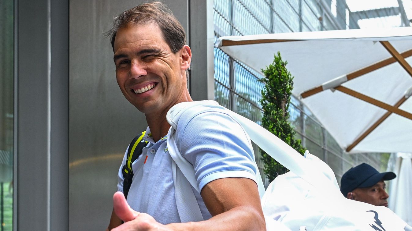 Rafael Nadal óriási tapsot kapott Párizsban, elkezdődött a Roland Garros selejtezője