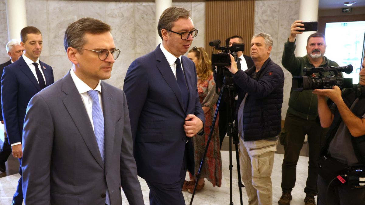 Magyarország elleni vádaskodásba ment át az ukrán külügyminiszter interjúja