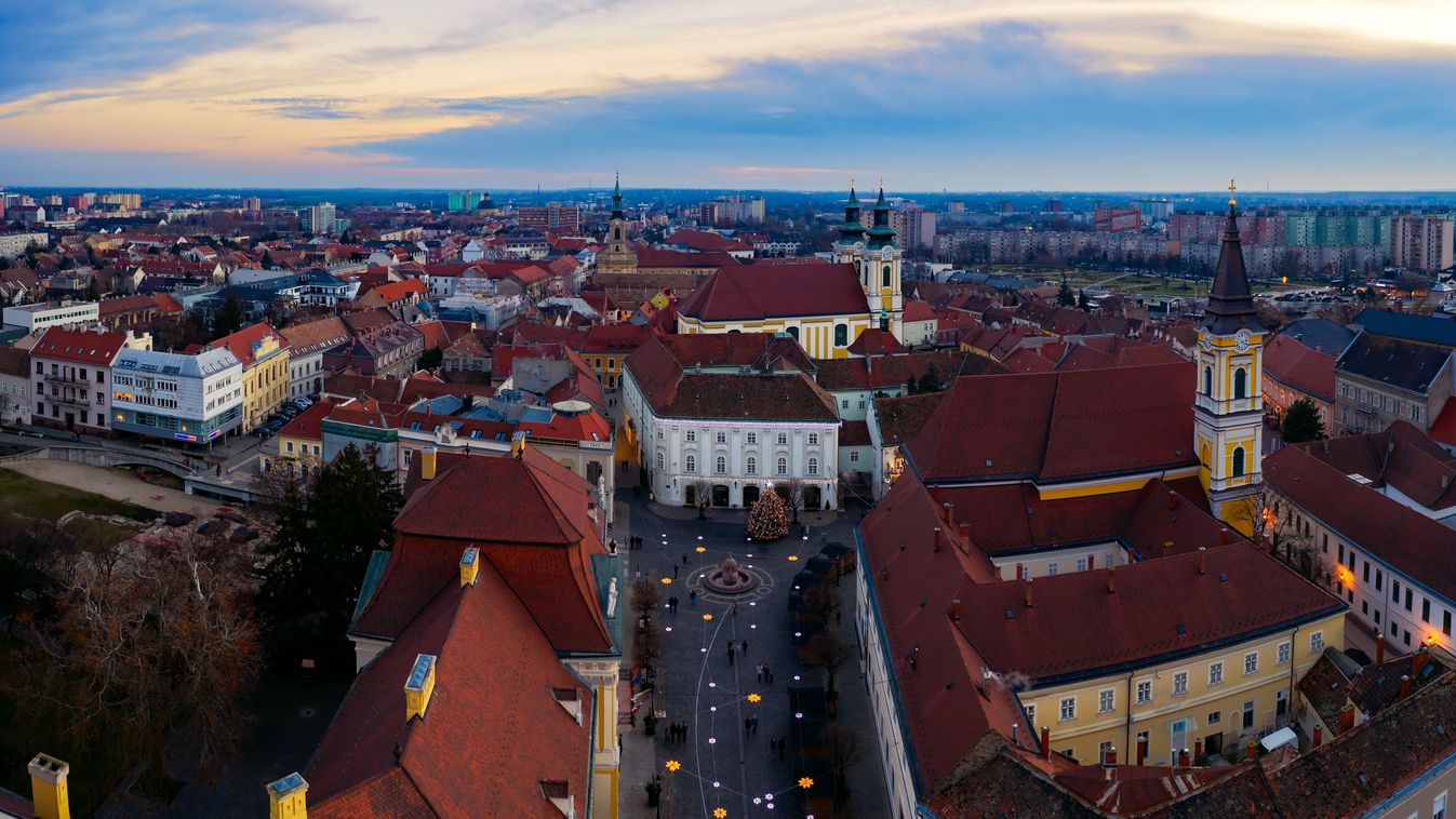 Aerial,Photo,About,The,Old,Downtown,Of,Szekesfehervar,In,Hungary,városkép