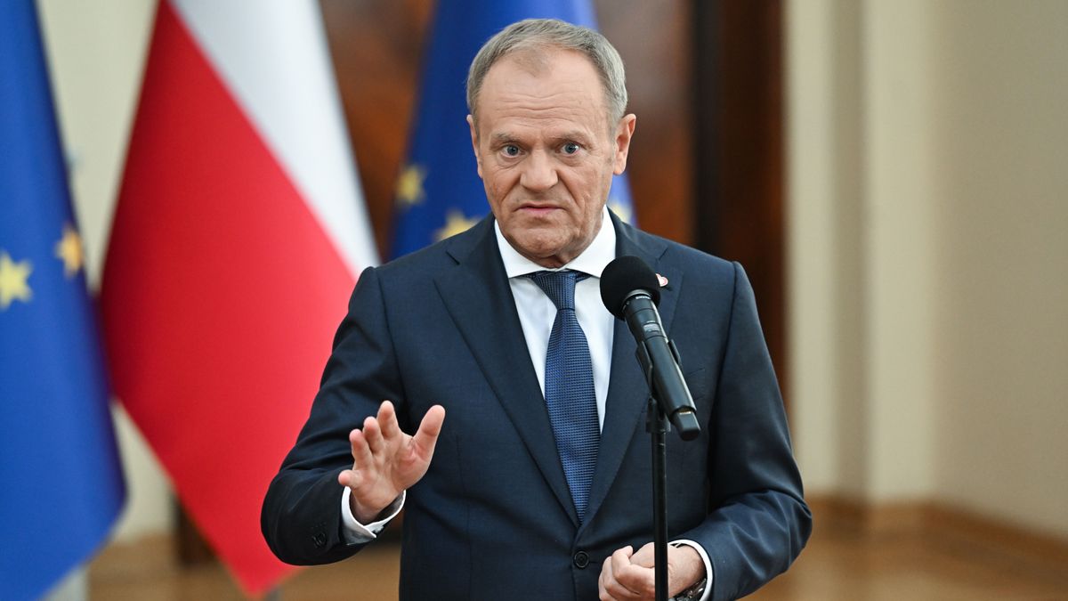 Donald Tusk: Kilenc embert gyanúsítottak meg Lengyelországban orosz megrendelésre végzett szabotázsakciók miatt
