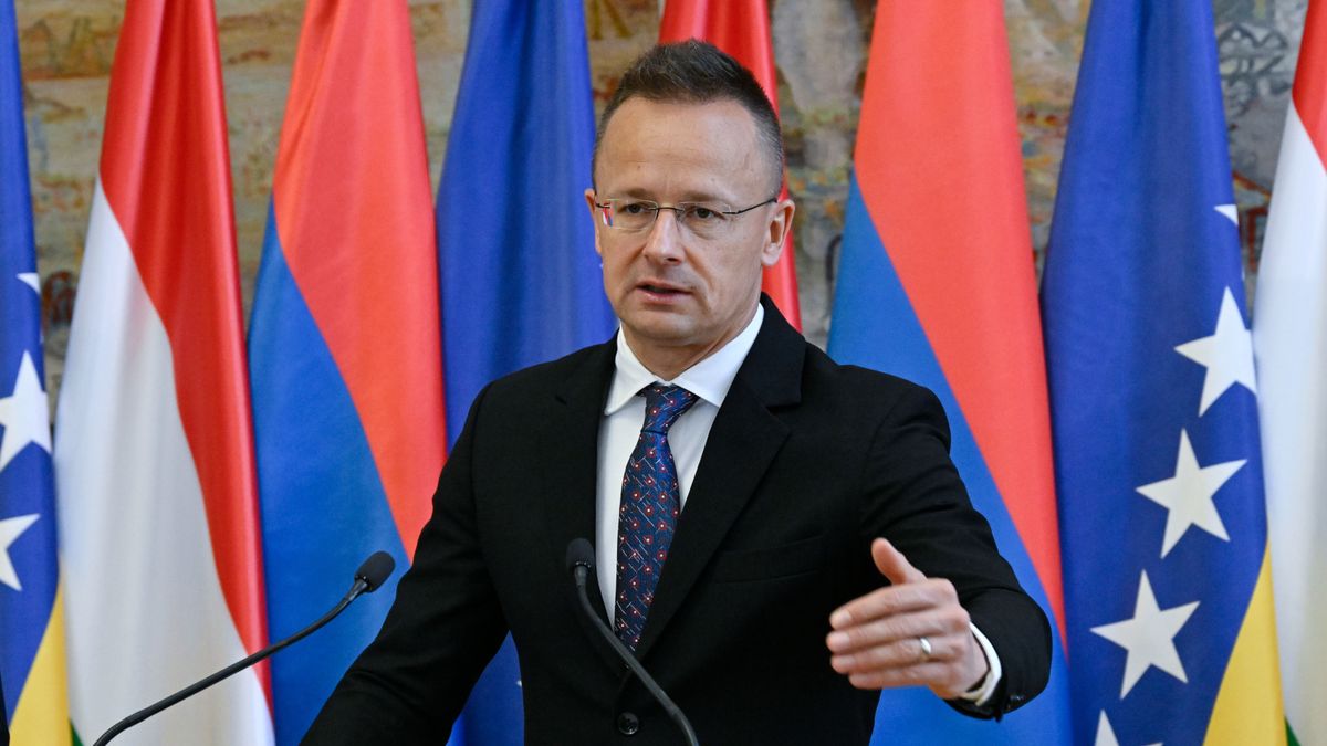 Jordániába érkezett Szijjártó Péter