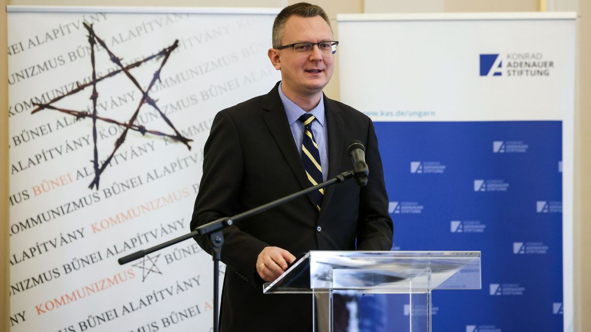 Két magyar diákaktivista, két rivális jövőkép vetélkedik Európa jövőjéért
