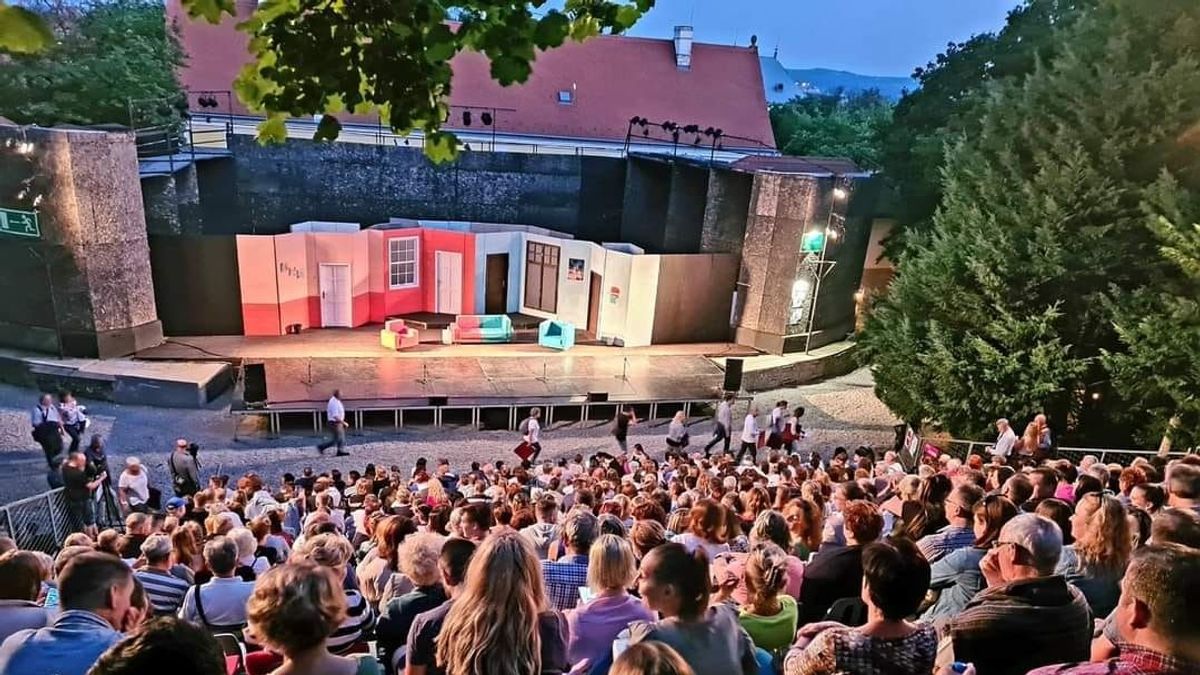 Jövőre veled ugyanitt, és Még egy kört mindenkinek