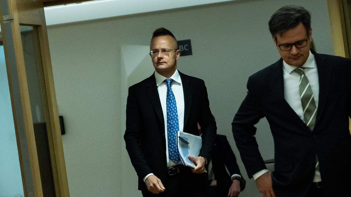 Szijjártó Péter: Magyarország a keleti és a nyugati gazdaságok találkozási pontja lett