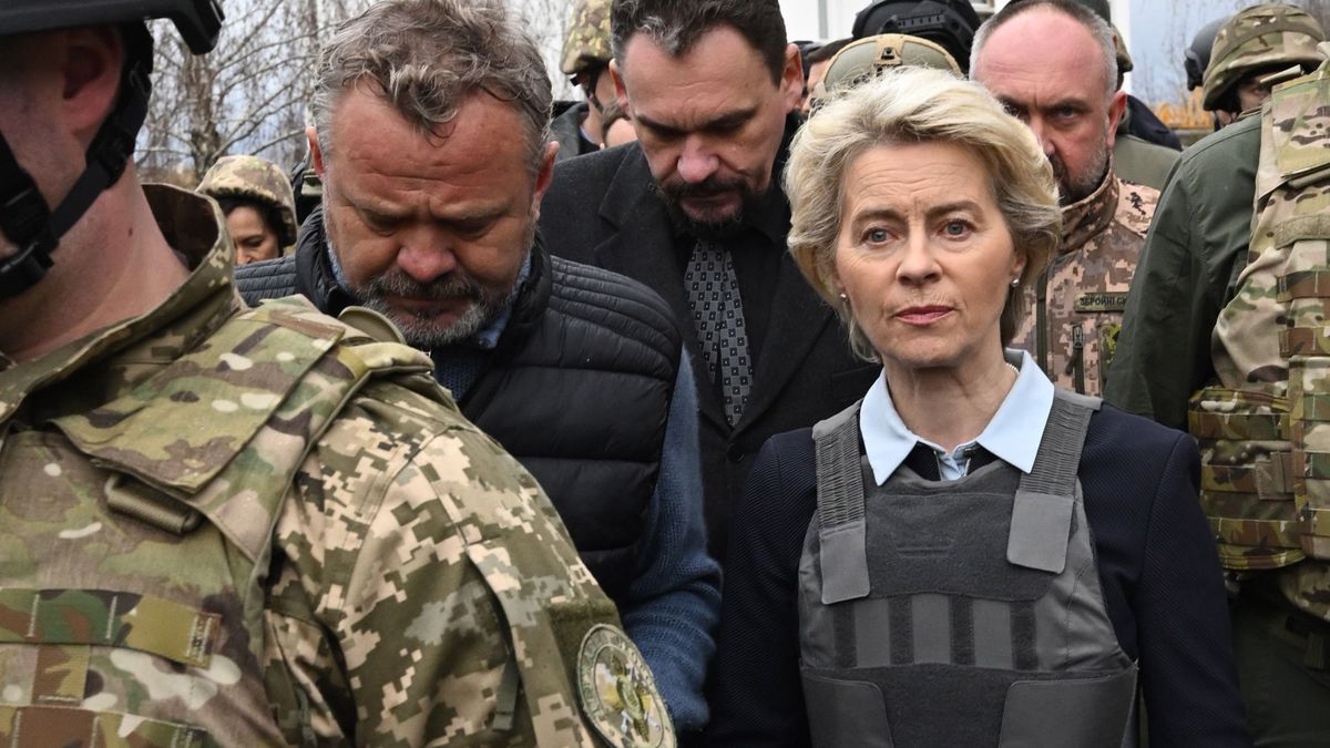 Brussels Supports Russia-Ukraine War