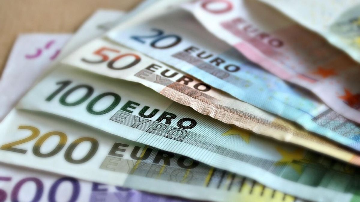 Íroroszágban jelentősen csökkentik az ukrajnai menekülteknek juttatott pénzbeli támogatást
