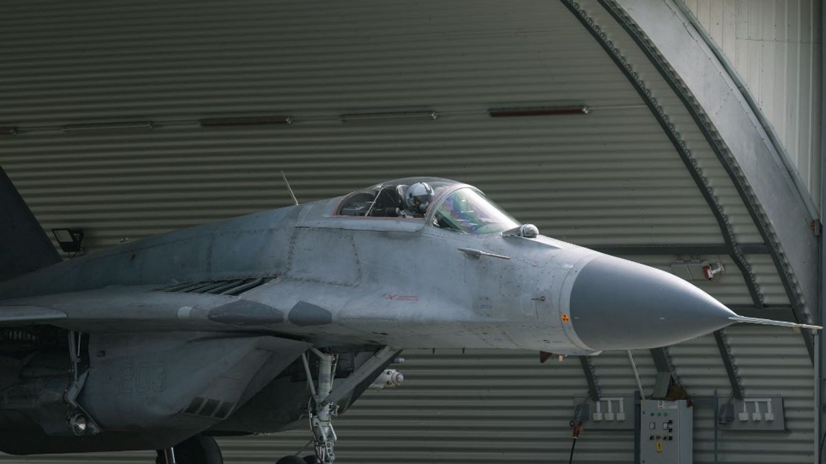MiG–29-es vadászgépek várják a szomszédban a kínai elnököt