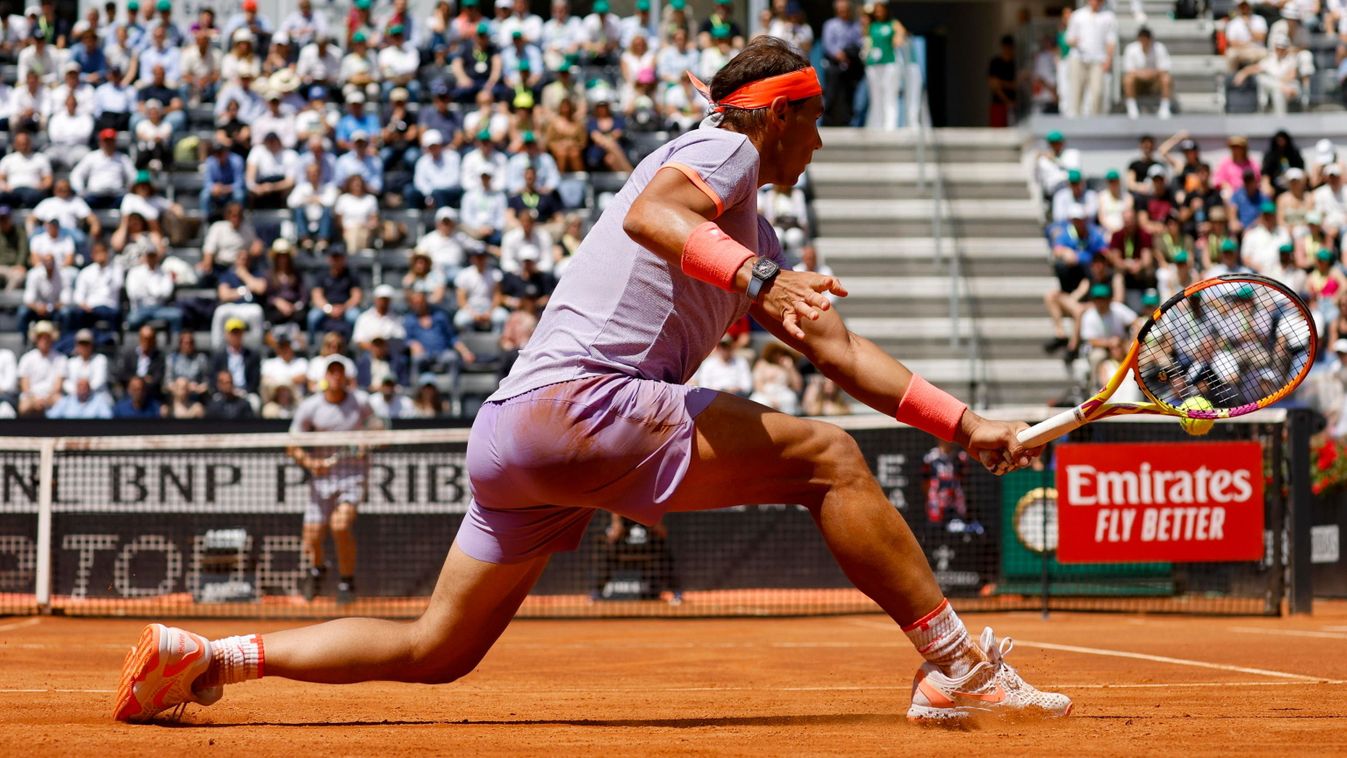 Róma, 2024. május 11.
A spanyol Rafael Nadal a lengyel Hubert Hurkacz ellen játszik a római tenisztorna férfi egyesének második fordulójában 2024. május 11-én.
Alexander Zverev Roland Garros