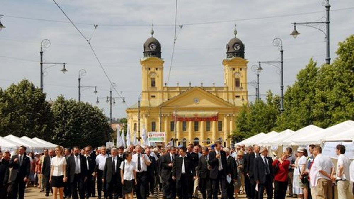 Ne legyünk a meghátrálás emberei!