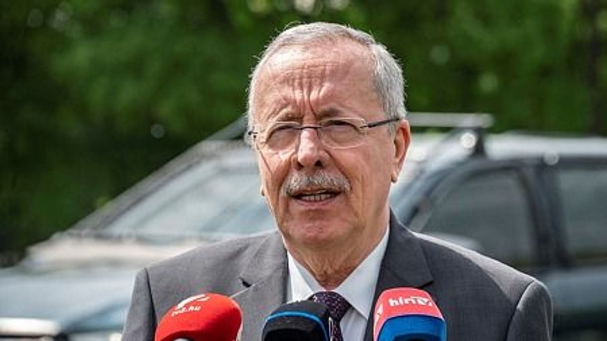 Bakondi György: A migrációs paktum ellentétes a magyar nemzeti érdekekkel