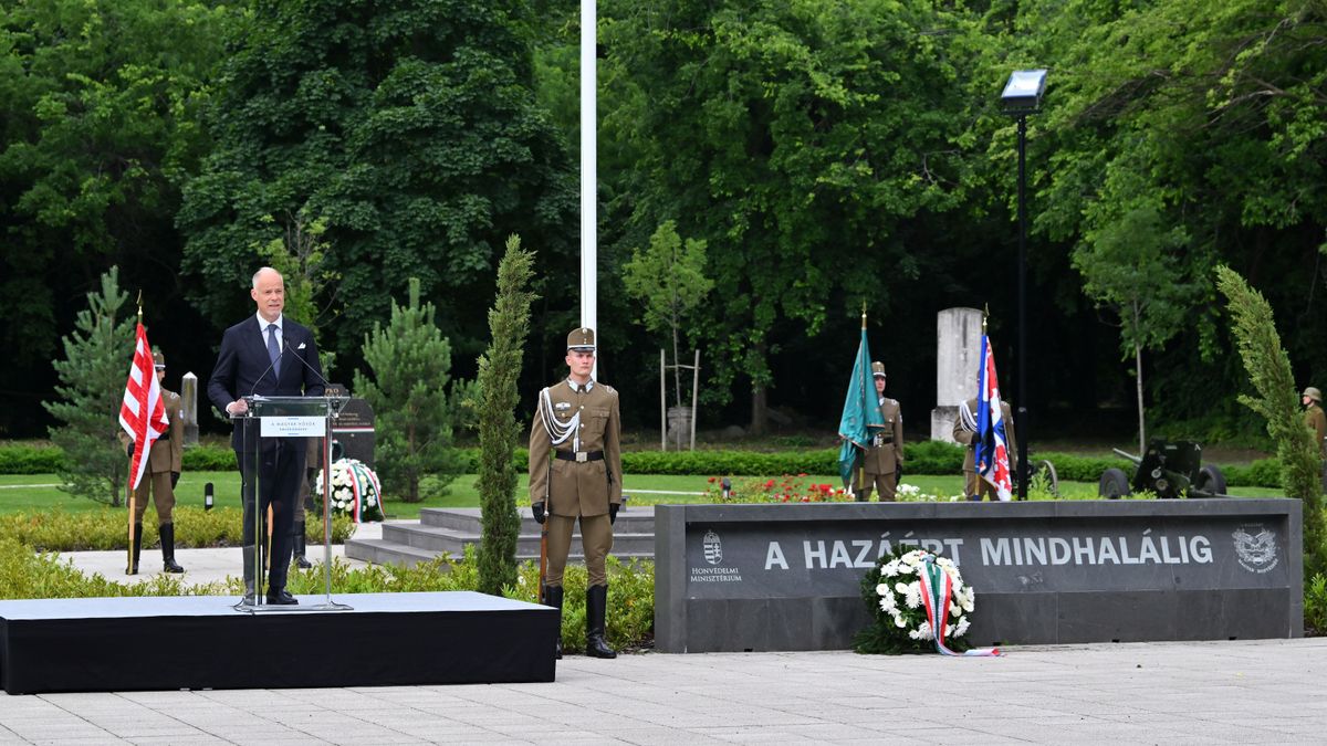 Hungary DM: We Hungarians Want Peace!