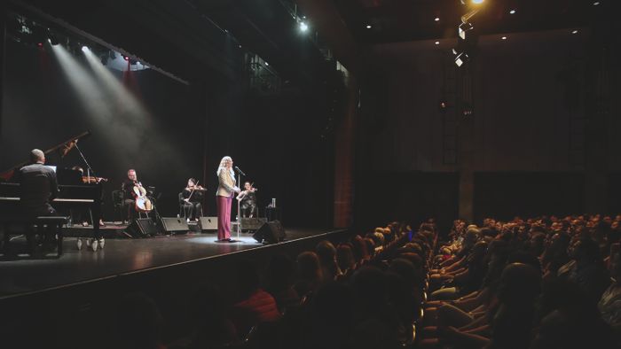 Anneke Van Giersbergen koncert