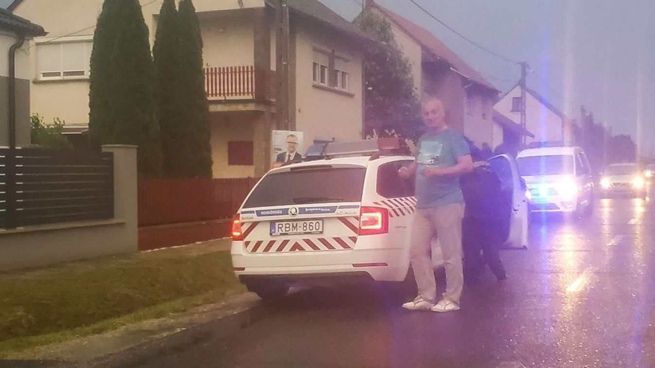 Tóth Kálmán a rendőrségi intézkedés helyszínén, a Vas Néének azt mondta, nem ült az autóban, amikor az igazoltatás történt 