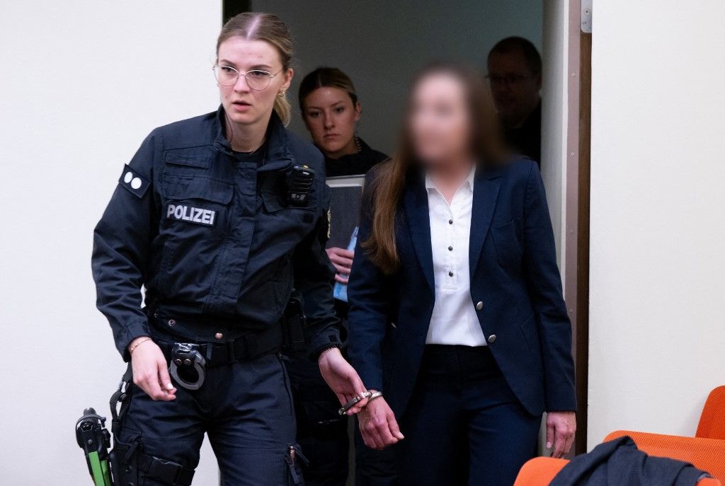 Terror trial against "Reichsbürger" group Reuß