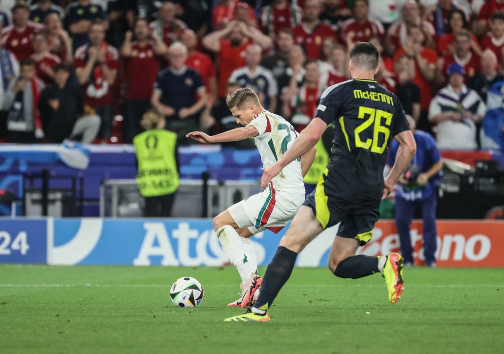 Skócia - Magyarország EURO - 2024, Csoboth Kevin
Csoboth Kevin a hosszabbítás tizedik percében döntötte el a magyar válogatott javára a Skócia elleni sorsdöntő meccset az Eb-n. Az 1-0-s győzelemmel még összejöhet a továbbjutás a nyolcadd