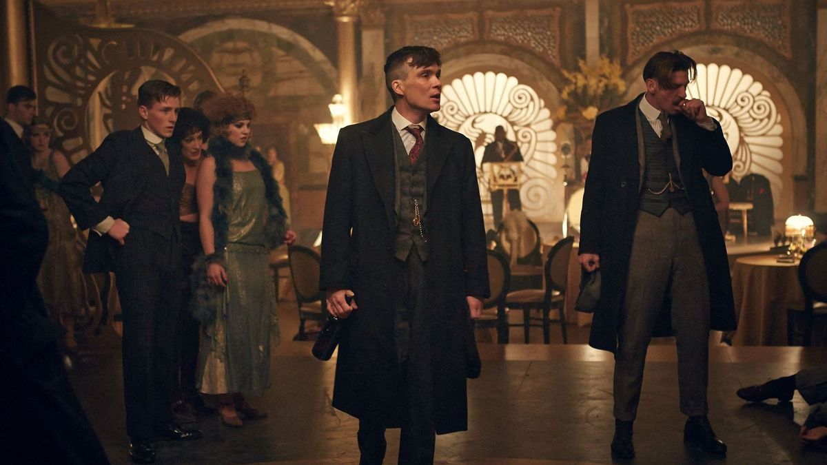 Visszatér a brit maffia a Netflixre: jön a Peaky Blinders filmváltozata