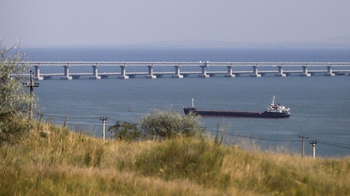 Rakétákkal lőtték a strandot, két gyerek is meghalt