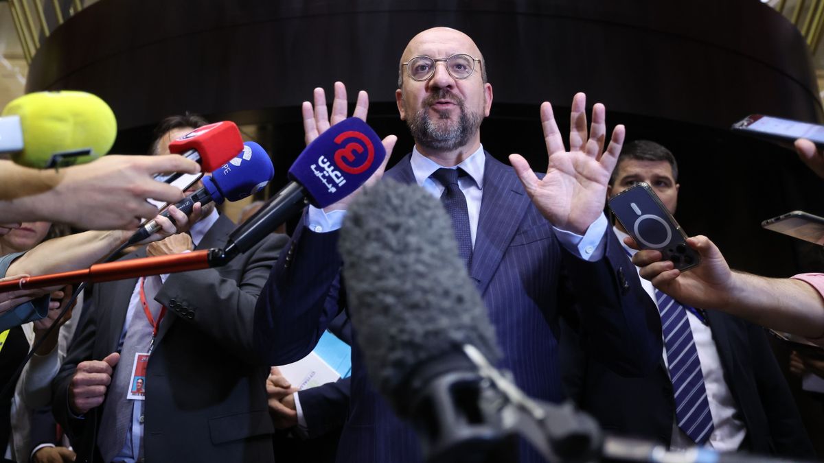 Charles Michel: A tagországok vezetői Ursula von der Leyen mandátumának meghosszabbítását javasolják