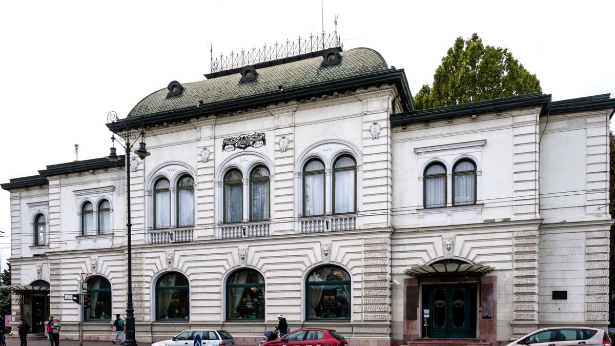 Íme, ezt ette II. Erzsébet királynő a Gundelben