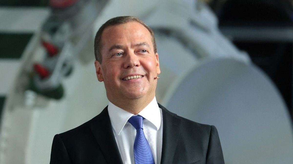 Dmitrij Medvegyev: Az emberiségnek végre meg kell szabadulnia a gyarmati rendszer örökségétől