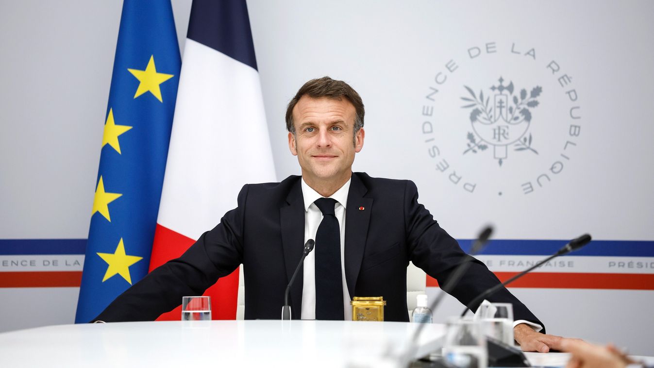 Emmanuel Macron francia államfő 