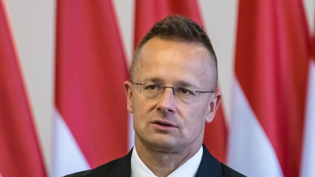 Szijjártó Péter: Soha ennyi helyszínen nem szavazhattak még külföldön a magyar állampolgárok