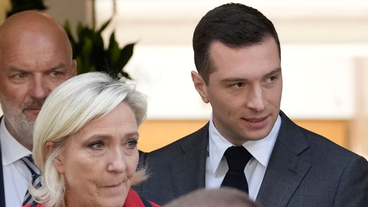 Jobboldali fordulat jöhet Franciaországban